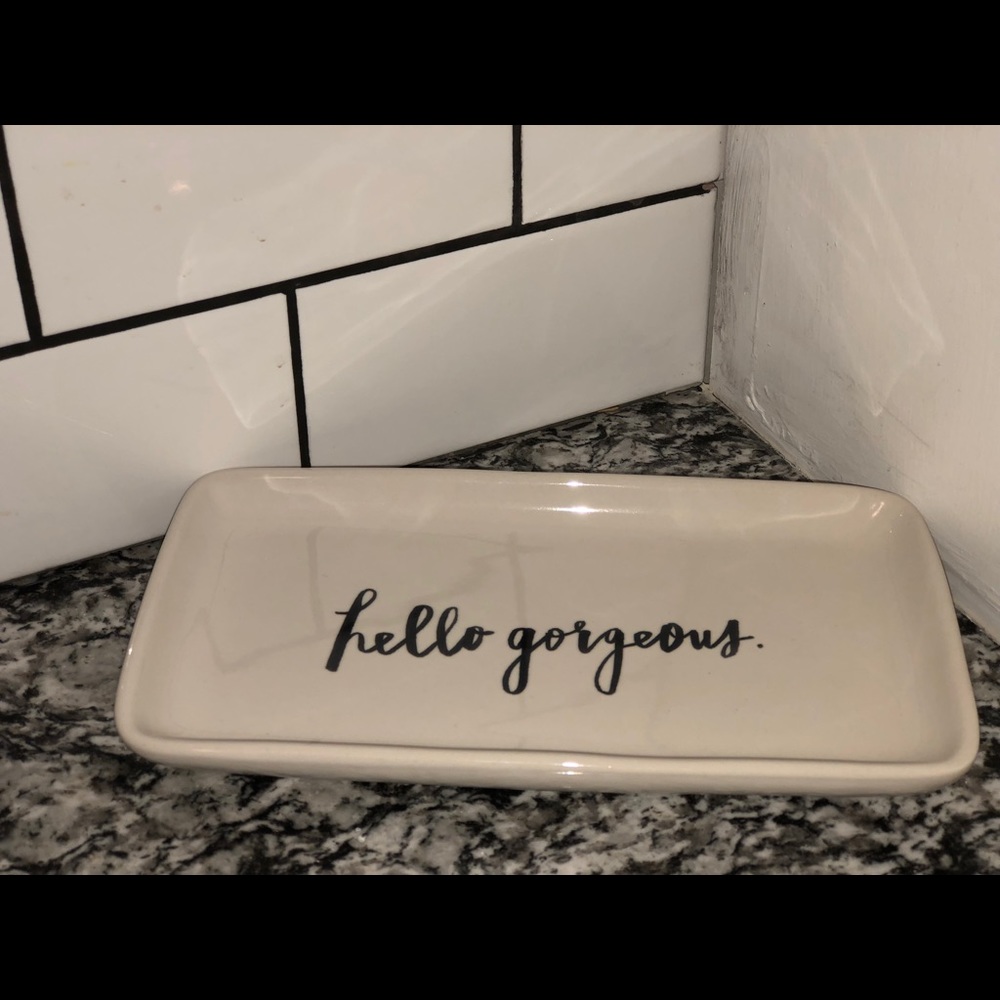 Rae Dunn hello gorgeous plate